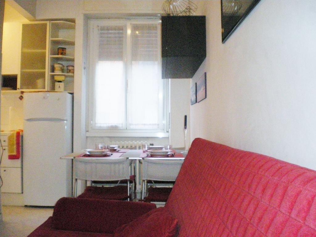 Apartment Melozzo Milaan Kamer foto
